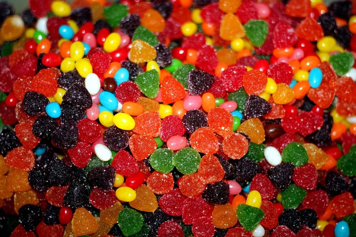 How much delta 10 gummies to consume